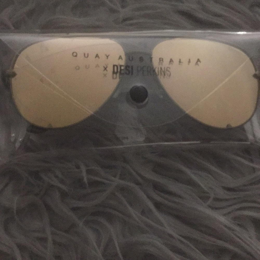 Quay Australia sunglasses rose gold